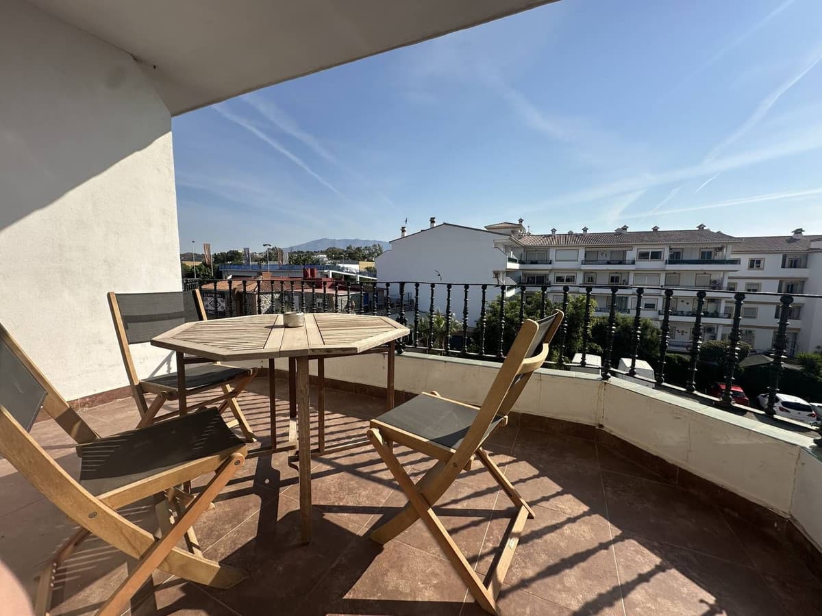 Top Floor Apartment in La Cala de Mijas — photo 5 of 10