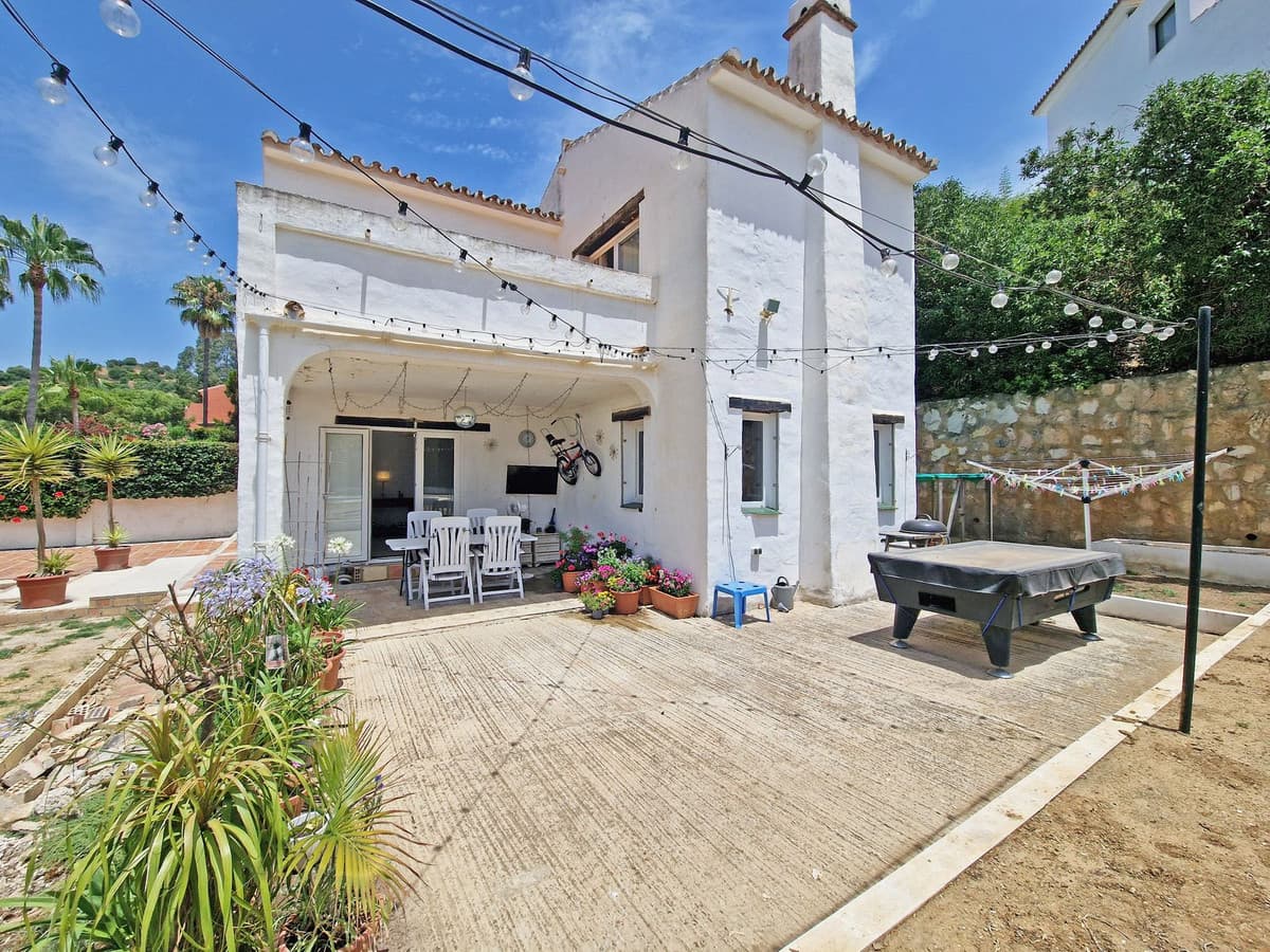Detached Villa in Calahonda — photo 3 of 10