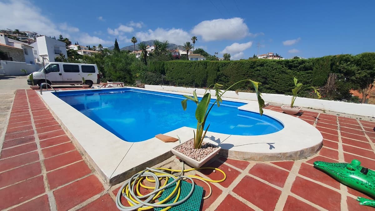Detached Villa in Fuengirola — photo 1 of 10