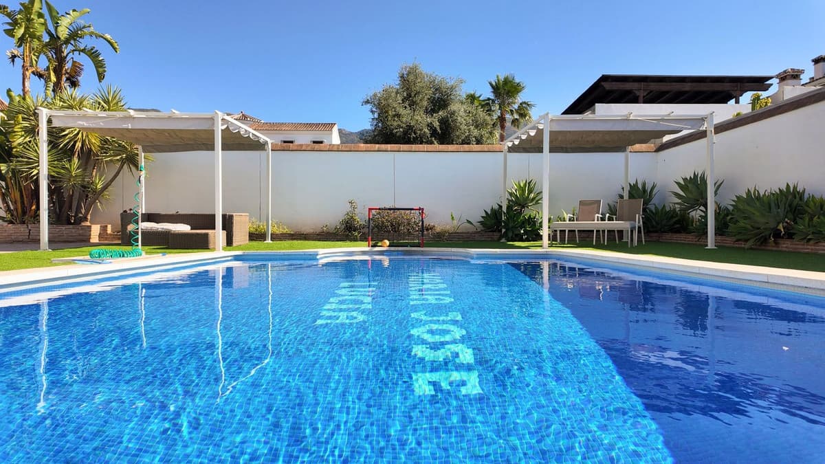 Detached Villa in Alhaurín el Grande — photo 5 of 10