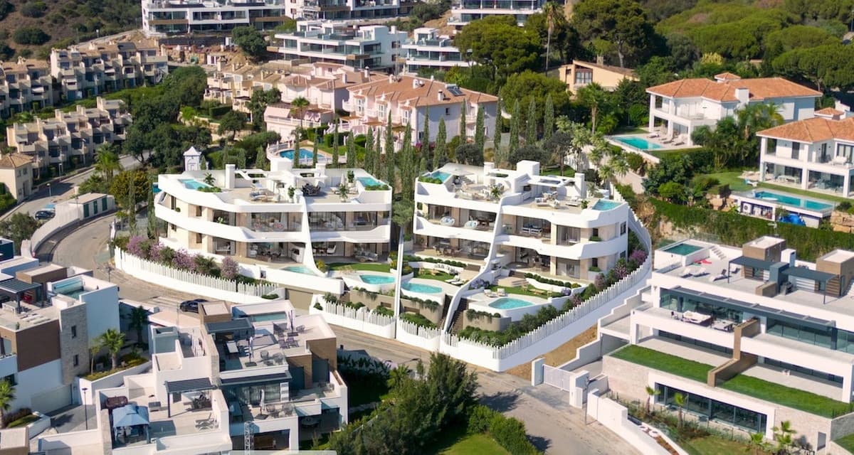 Middle Floor Apartment in Marbella — photo 2 of 10