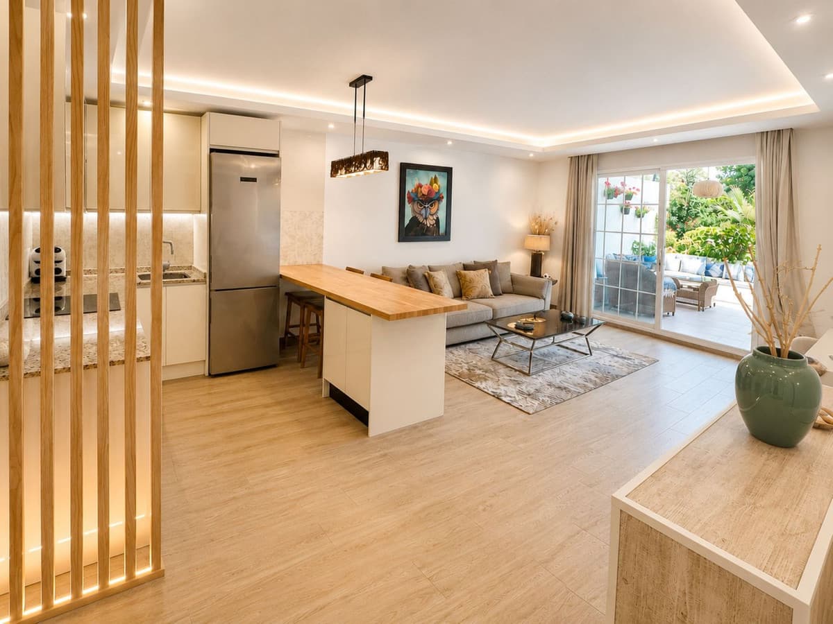 Ground Floor Apartment in The Golden Mile — photo 3 of 10