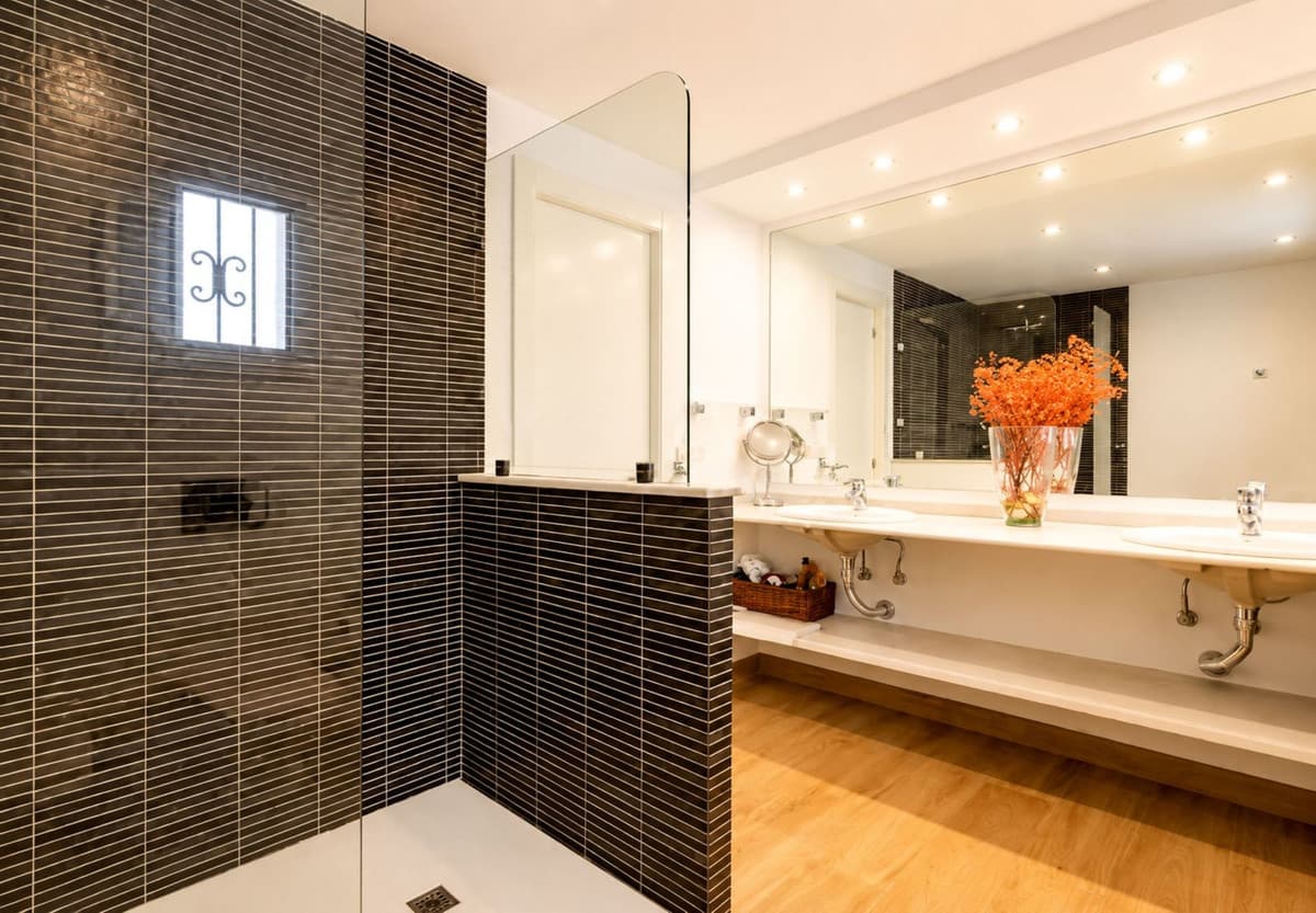 Ground Floor Apartment in The Golden Mile — photo 8 of 10