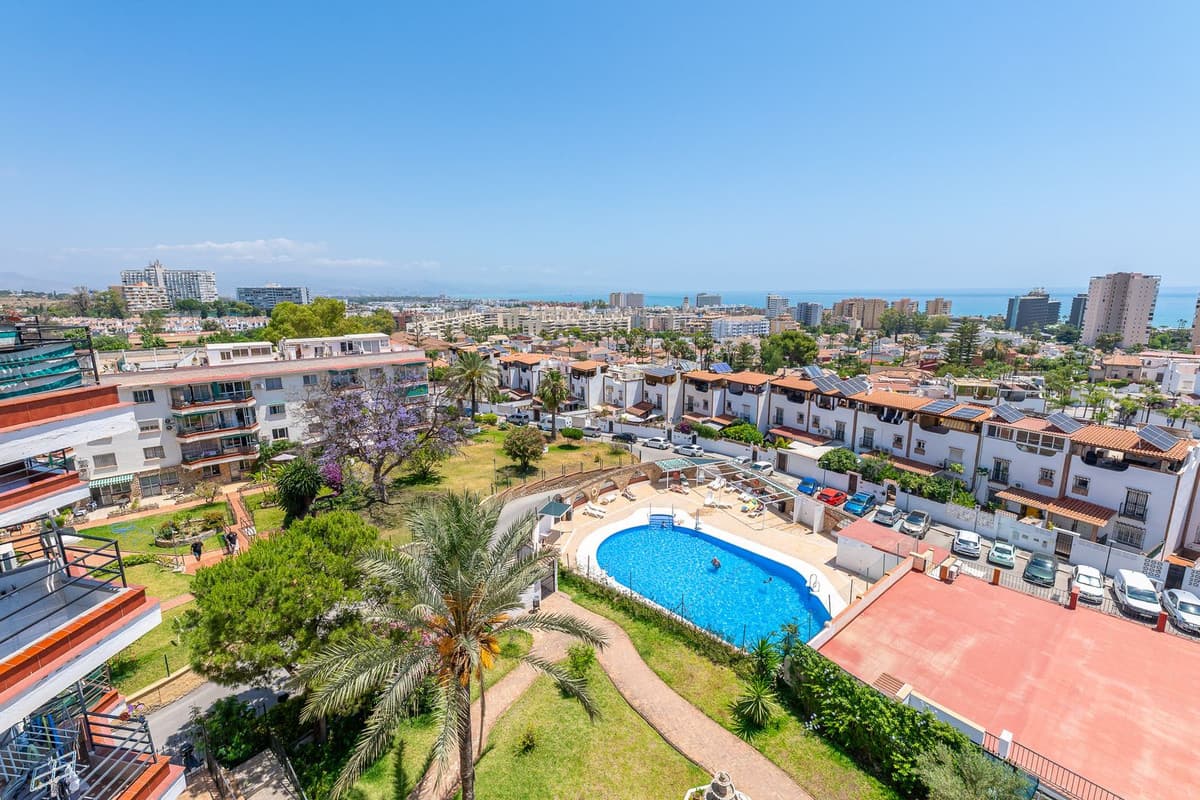 Penthouse Duplex in Torremolinos — photo 1 of 10