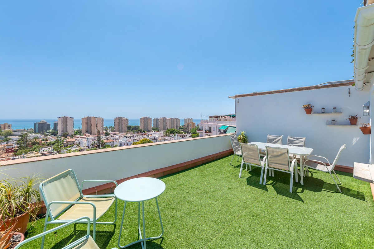 Penthouse Duplex in Torremolinos — photo 4 of 10