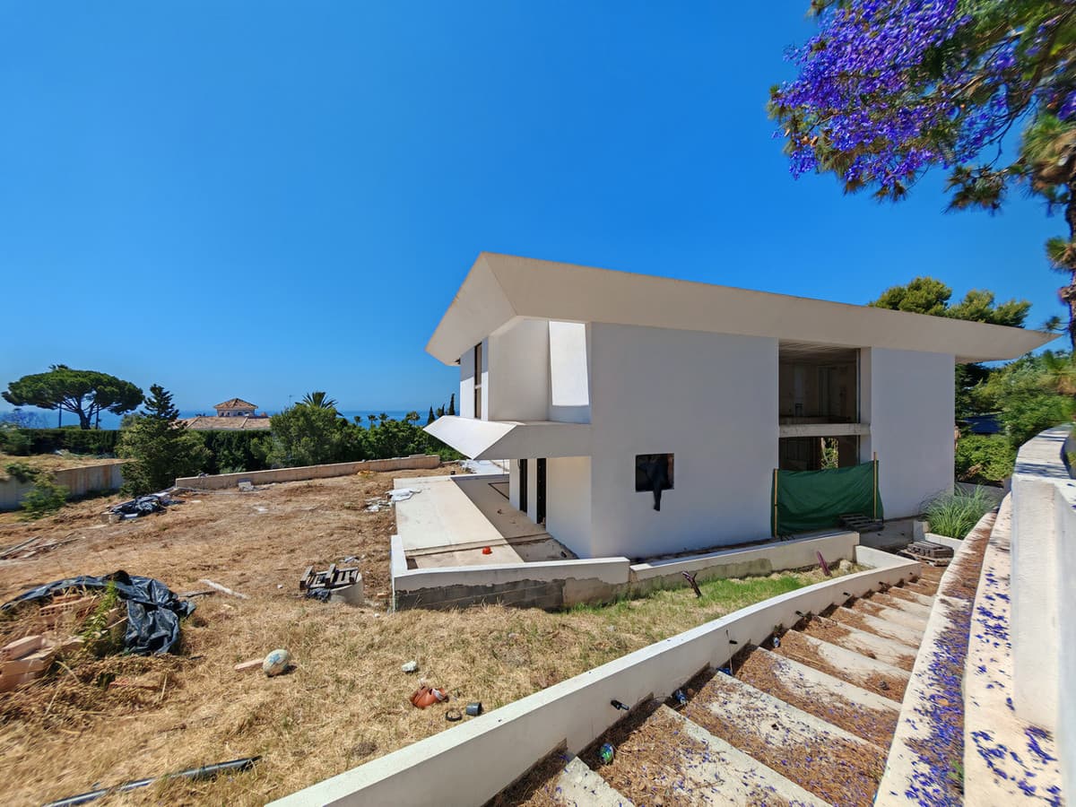 Detached Villa in Hacienda Las Chapas — photo 6 of 10