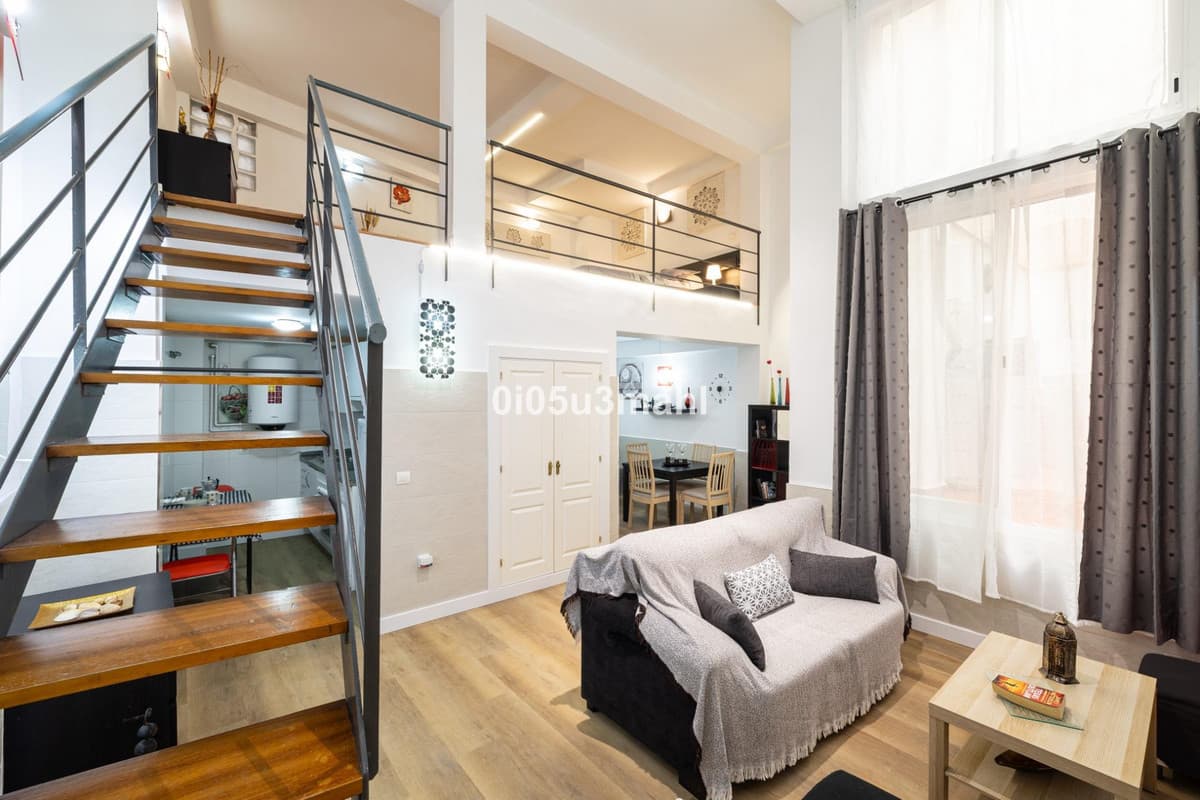 Ground Floor Apartment in Centro Histórico — photo 1 of 10