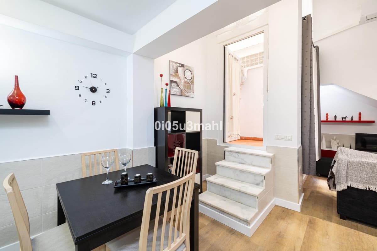 Ground Floor Apartment in Centro Histórico — photo 4 of 10