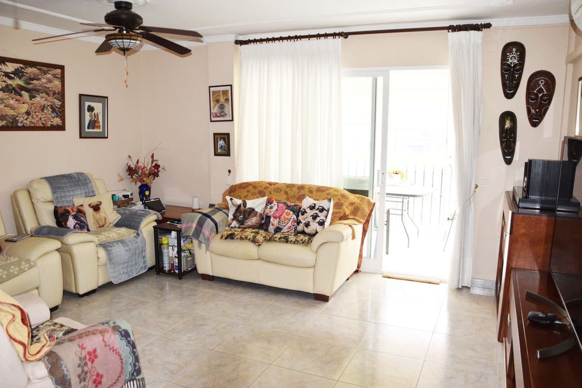 Top Floor Apartment in Fuengirola — photo 9 of 10