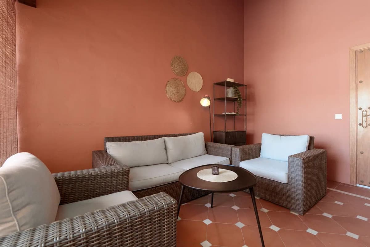 Middle Floor Apartment in Elviria — photo 5 of 10