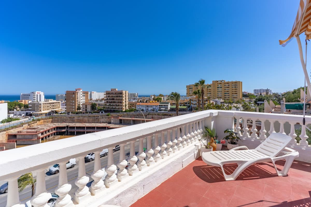 Penthouse in La Carihuela — photo 9 of 10