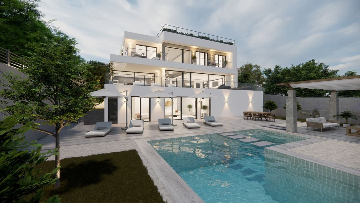 Detached Villa in Elviria — photo 1 of 10