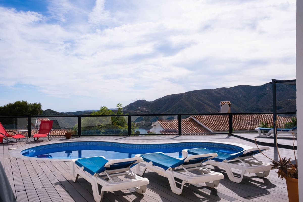 Detached Villa in Istán — photo 3 of 10