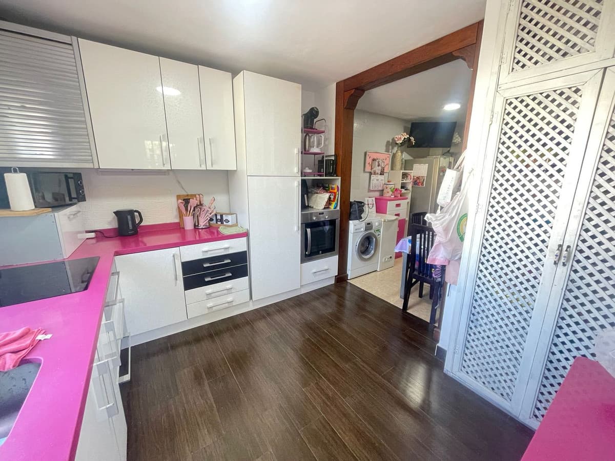 Townhouse in Estepona — photo 6 of 10