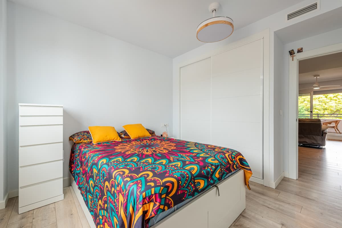 Middle Floor Apartment in Torremolinos — photo 10 of 10