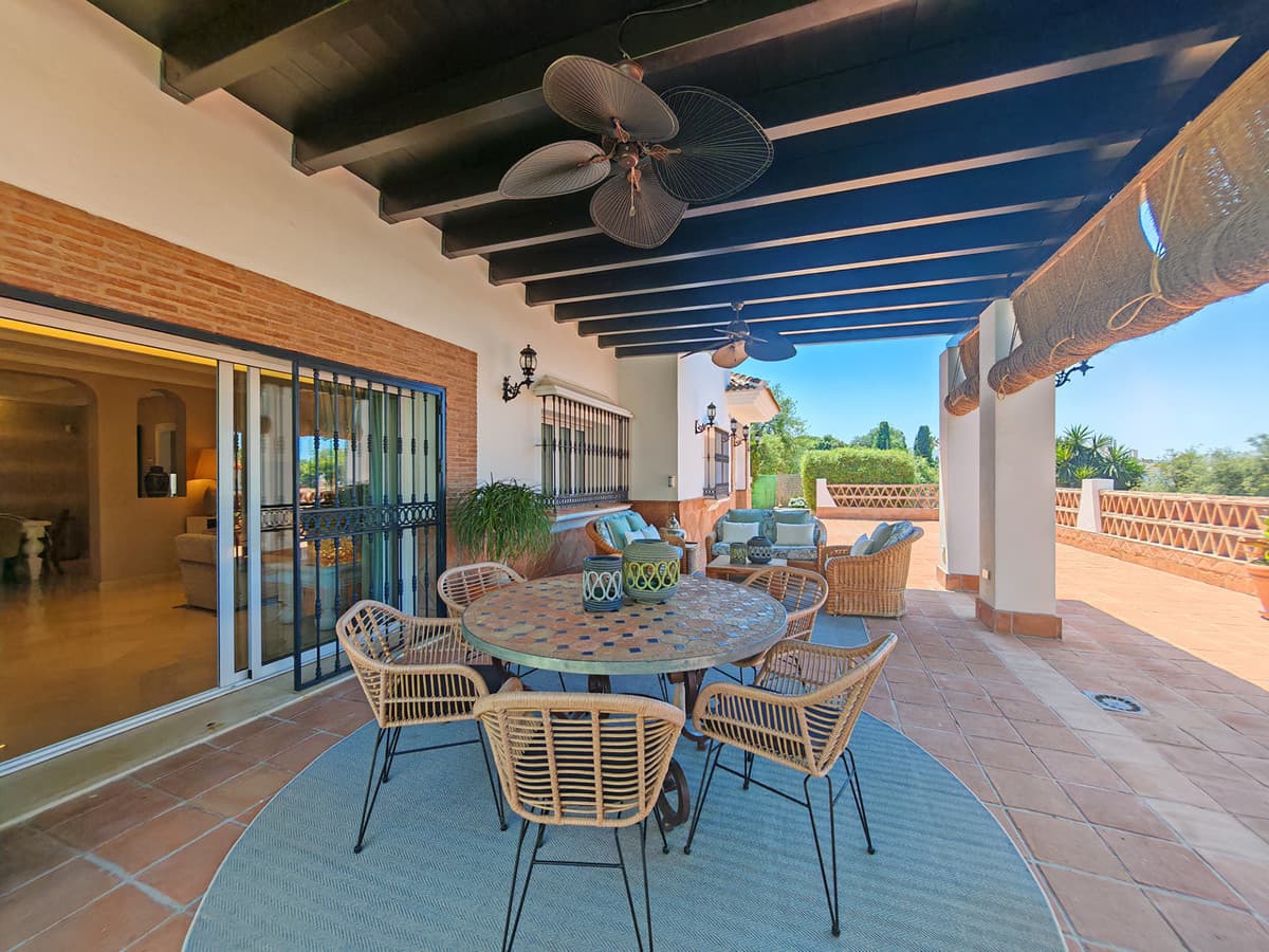 Detached Villa in Elviria — photo 9 of 10