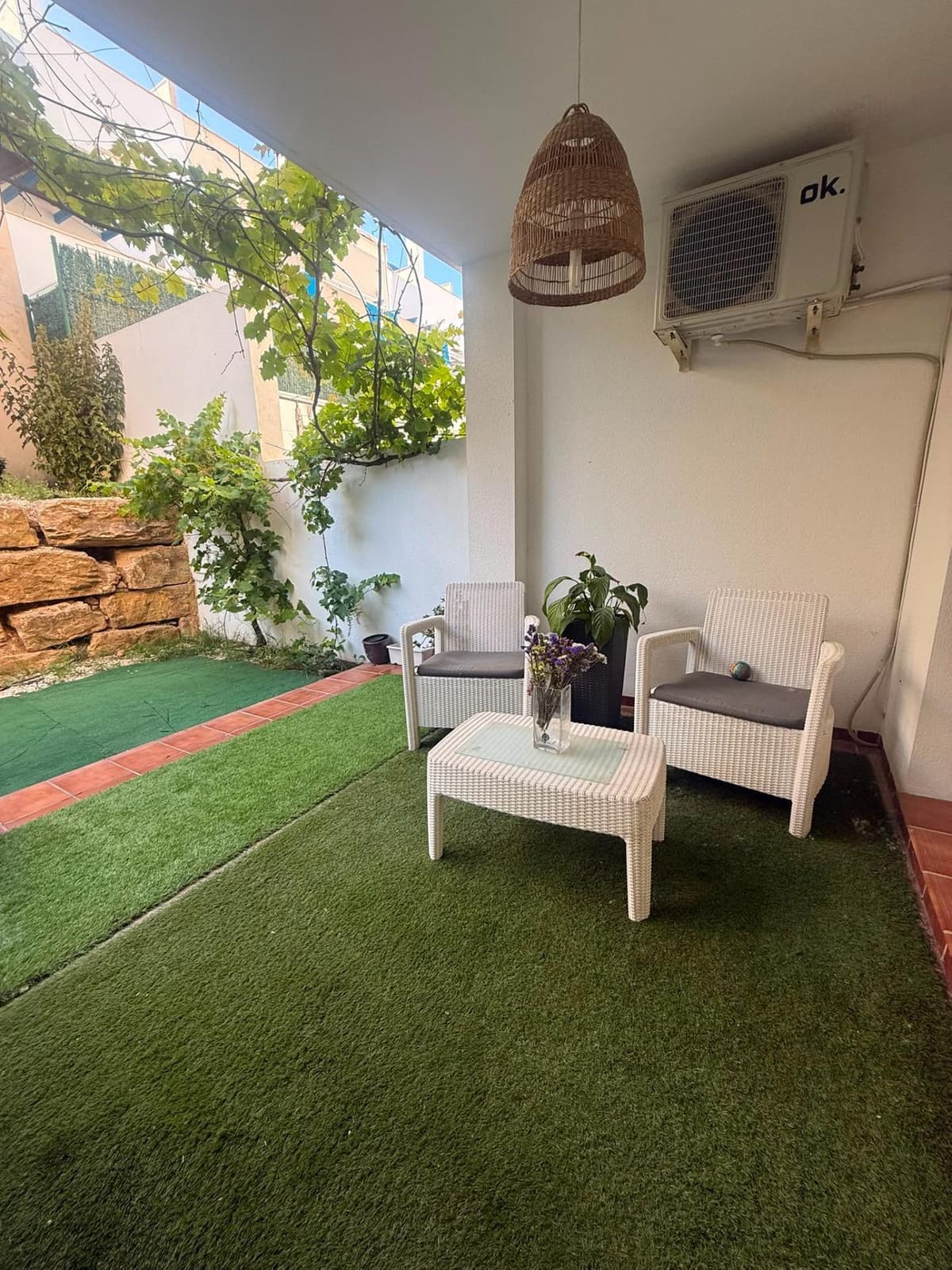 Townhouse in Torremolinos — photo 1 of 10