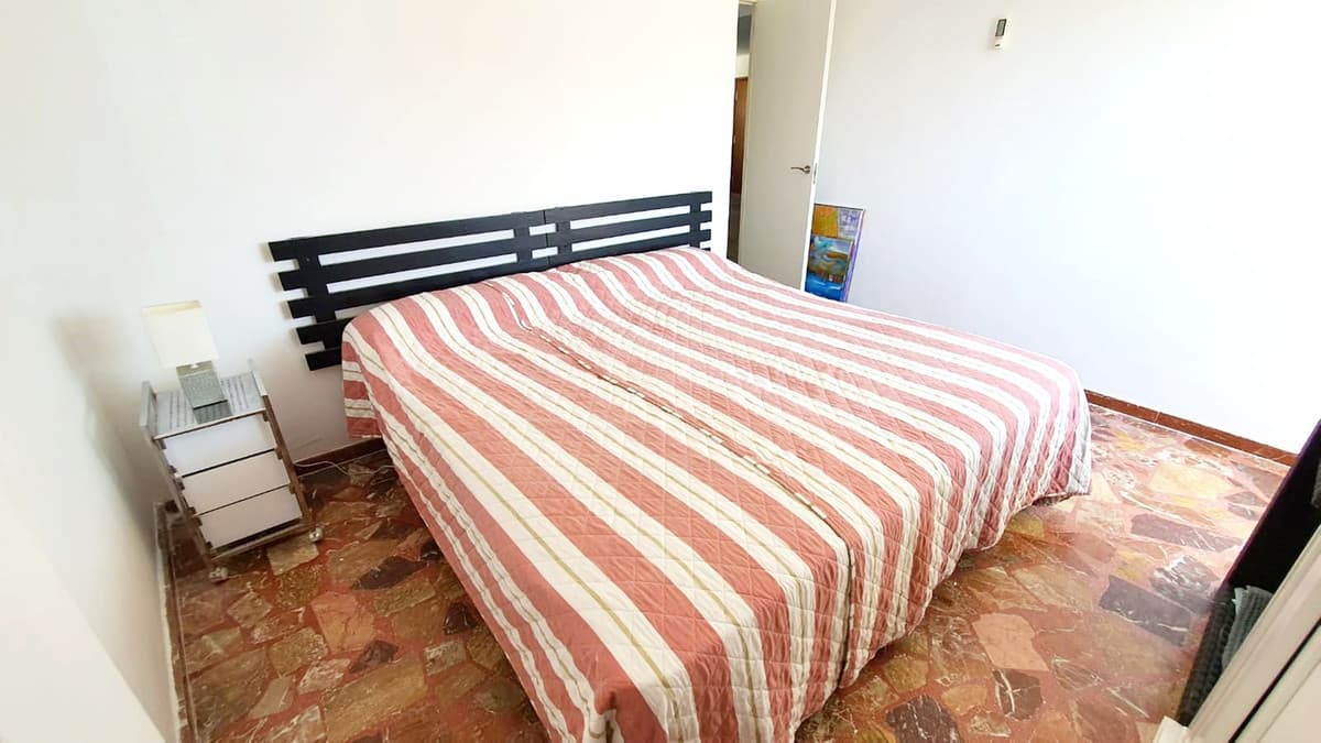 Middle Floor Apartment in Carvajal — photo 10 of 10