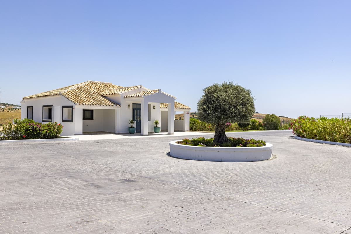 Detached Villa in Casares Playa — photo 5 of 10