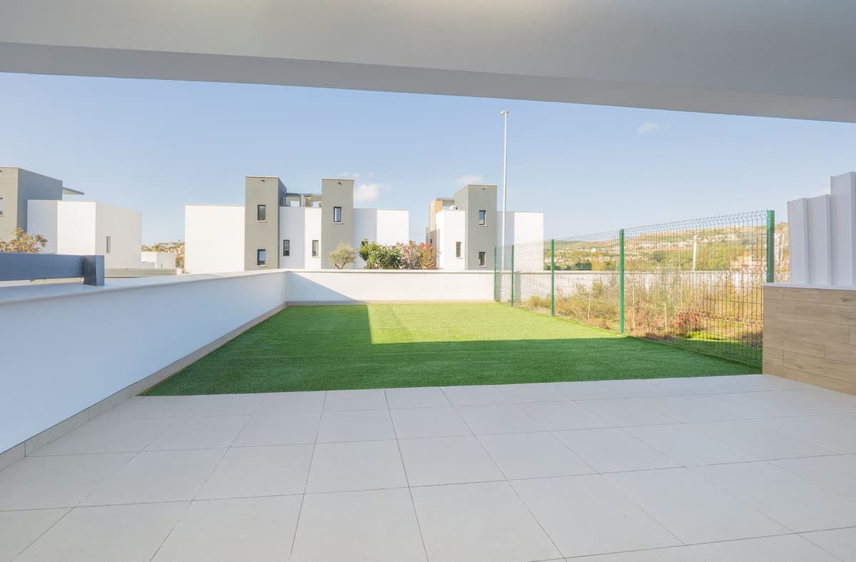 Detached Villa in Estepona — photo 2 of 10