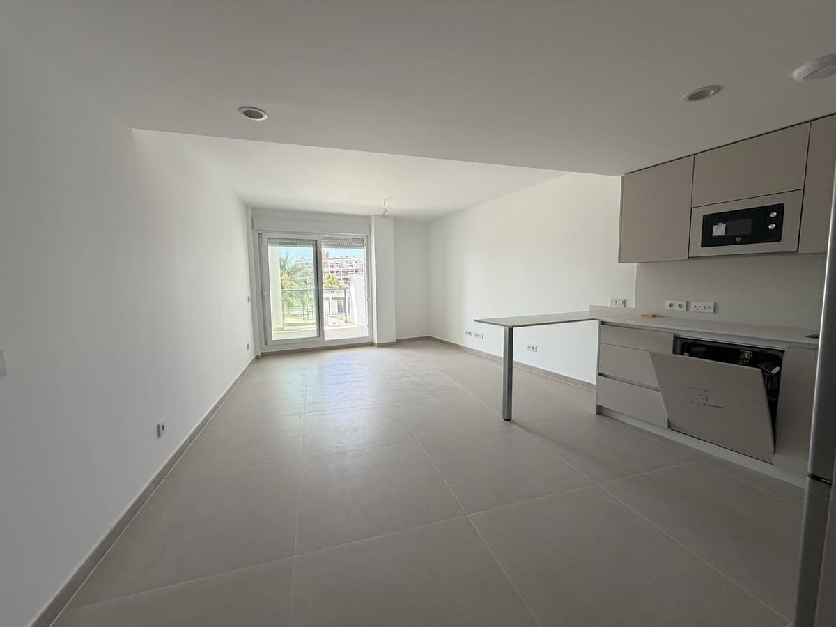 Middle Floor Apartment in La Duquesa — photo 5 of 10