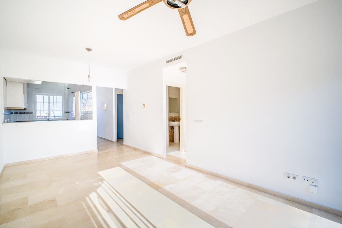 Penthouse in Torrequebrada — photo 5 of 10
