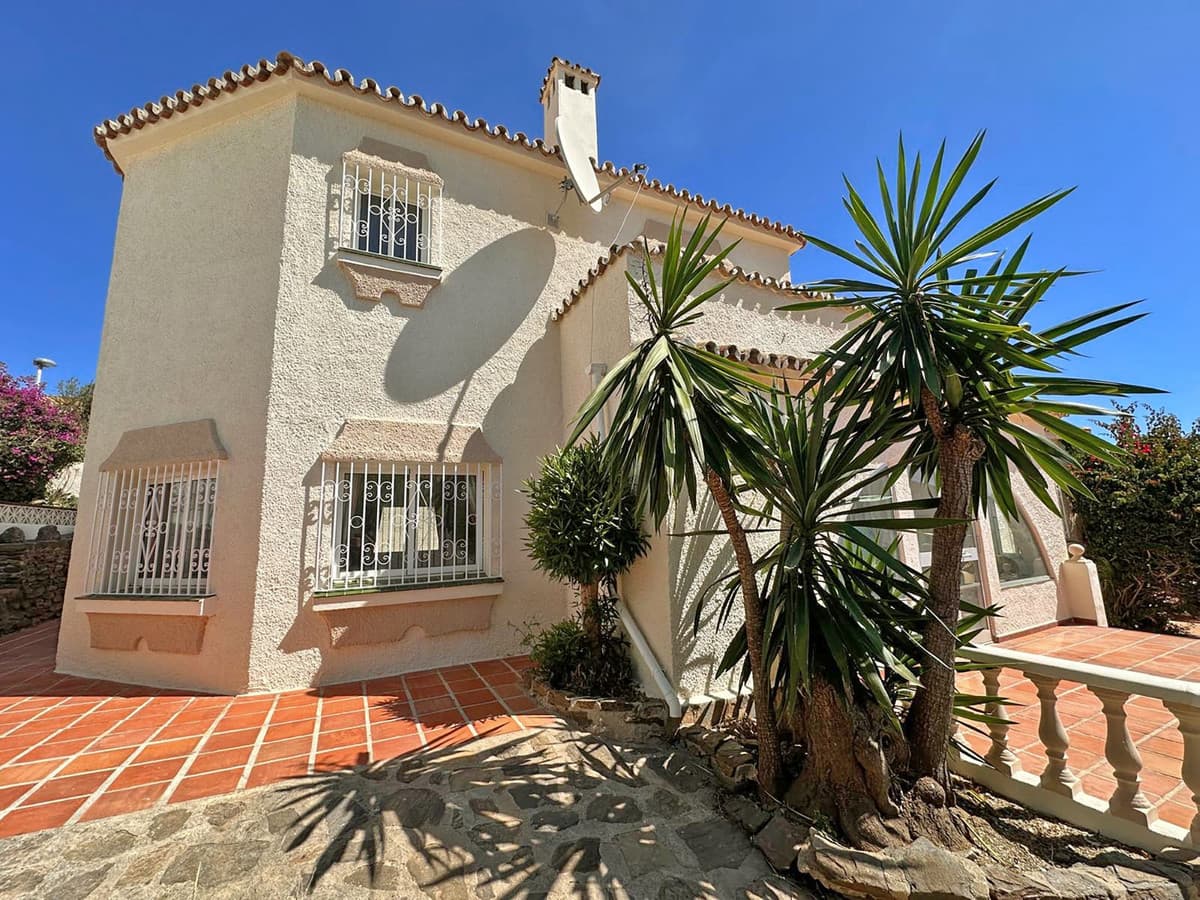 Detached Villa in Mijas Costa — photo 8 of 10