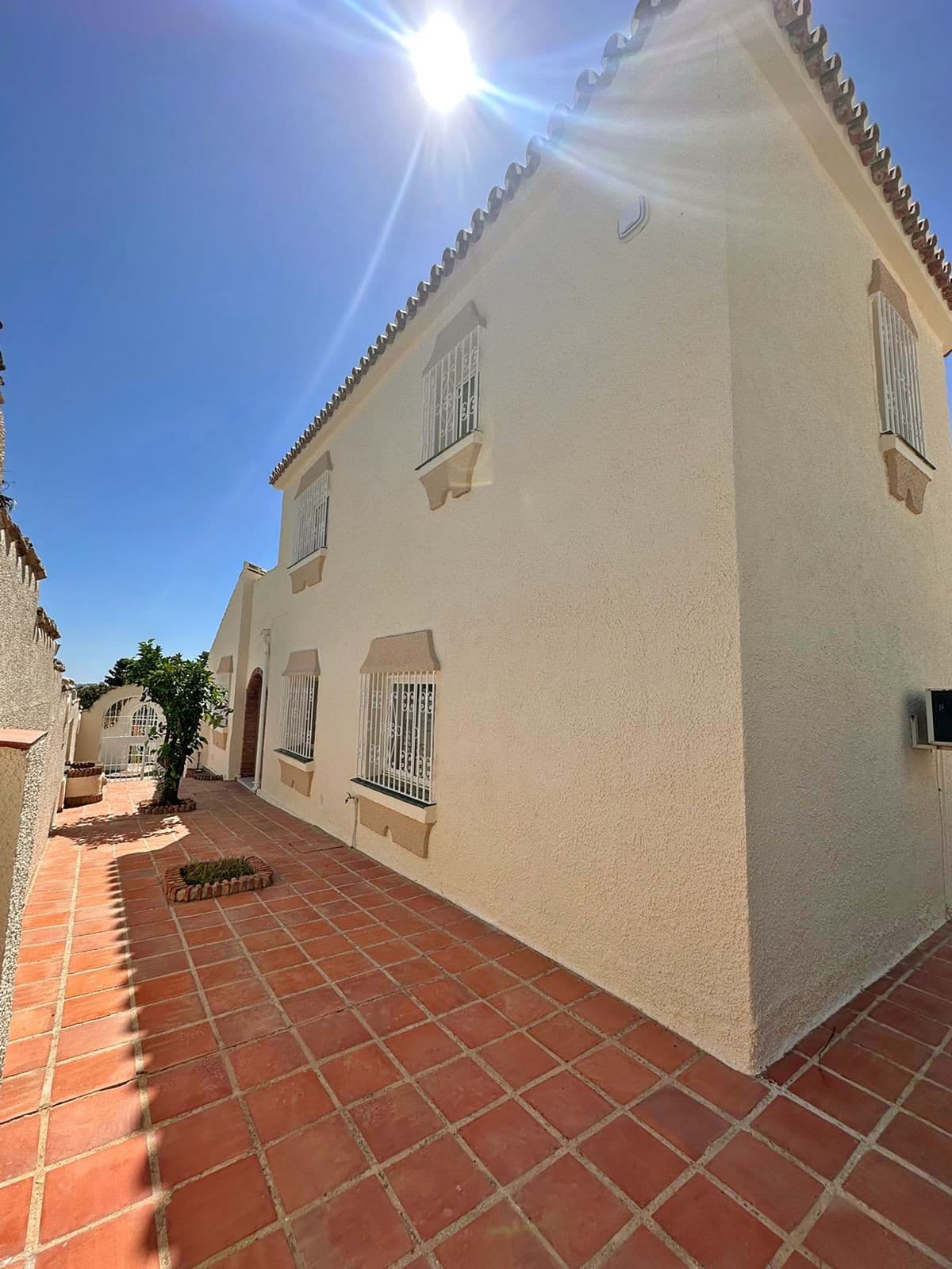 Detached Villa in Mijas Costa — photo 9 of 10