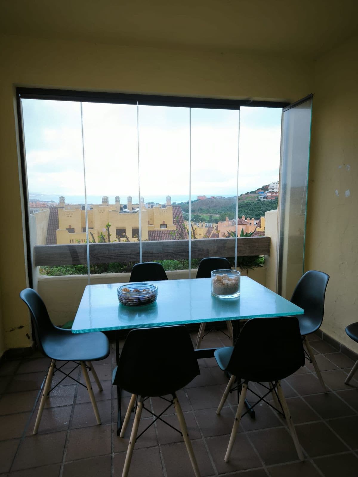 Middle Floor Apartment in La Duquesa — photo 5 of 10