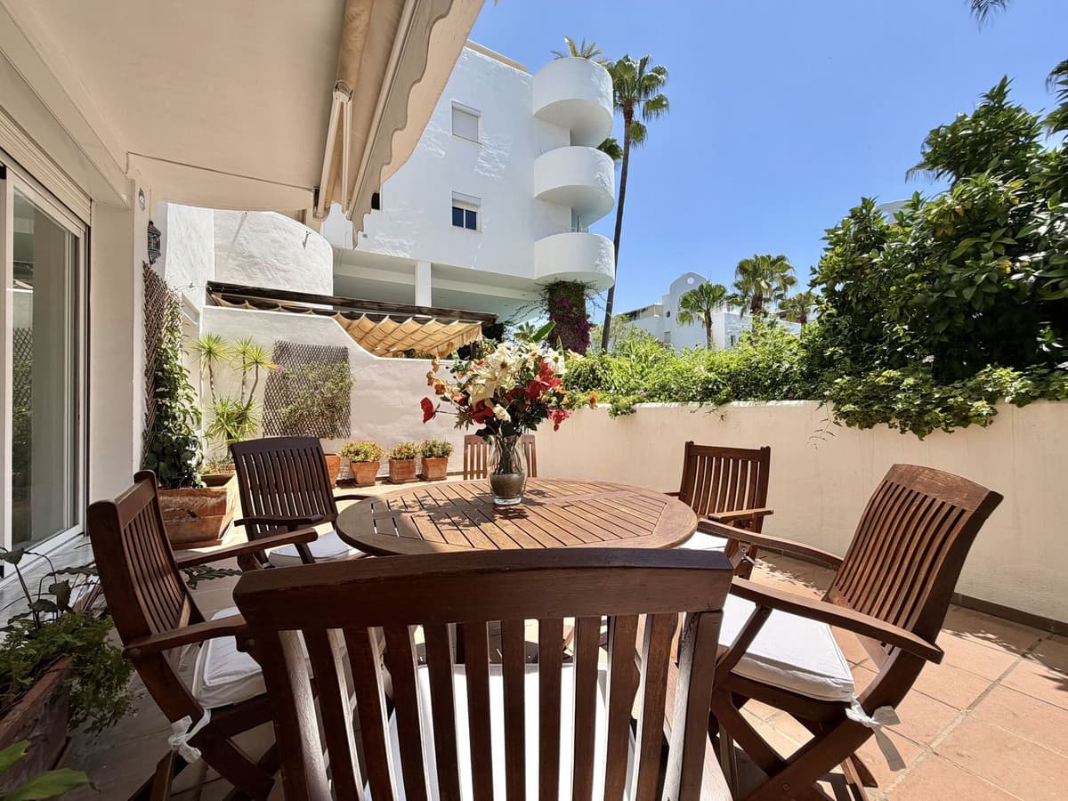 Ground Floor Apartment in The Golden Mile — photo 9 of 10