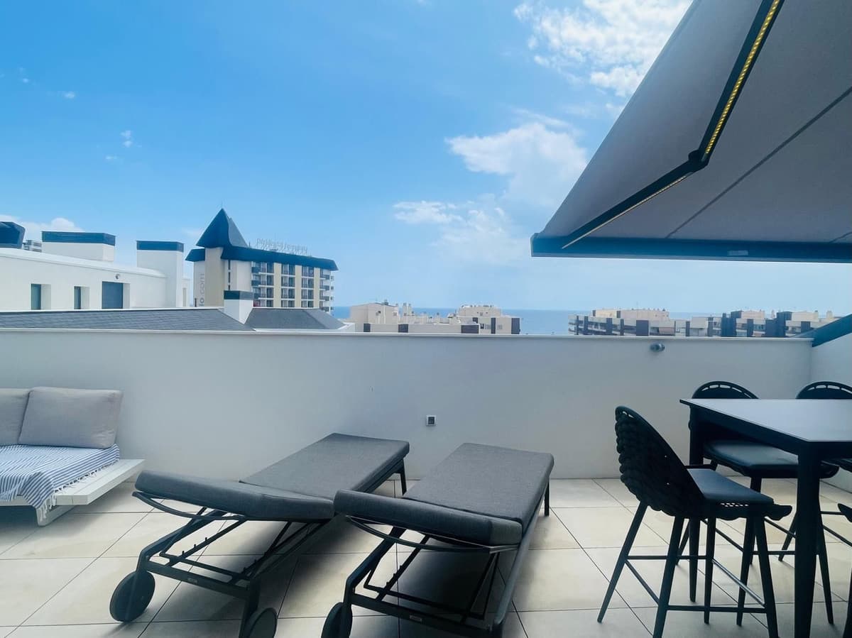 Penthouse in Fuengirola — photo 1 of 10