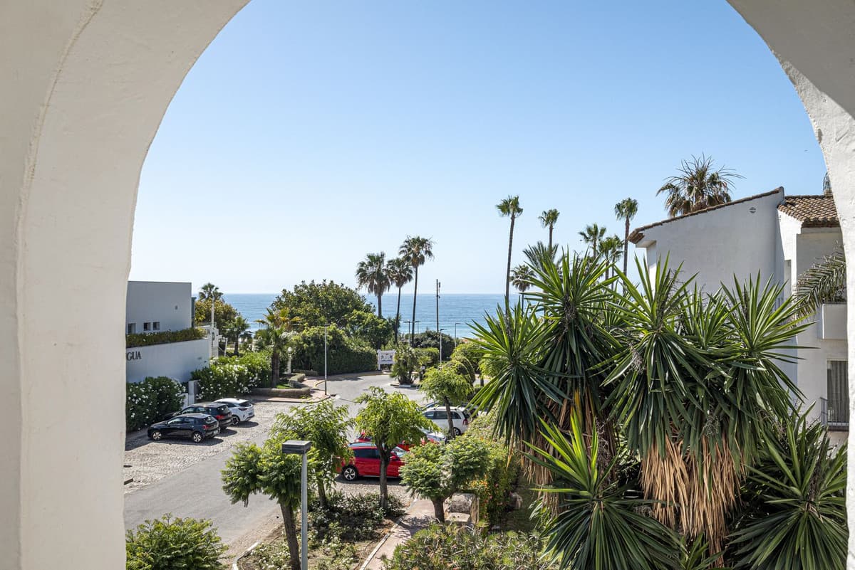 Top Floor Apartment in Costalita — photo 2 of 10