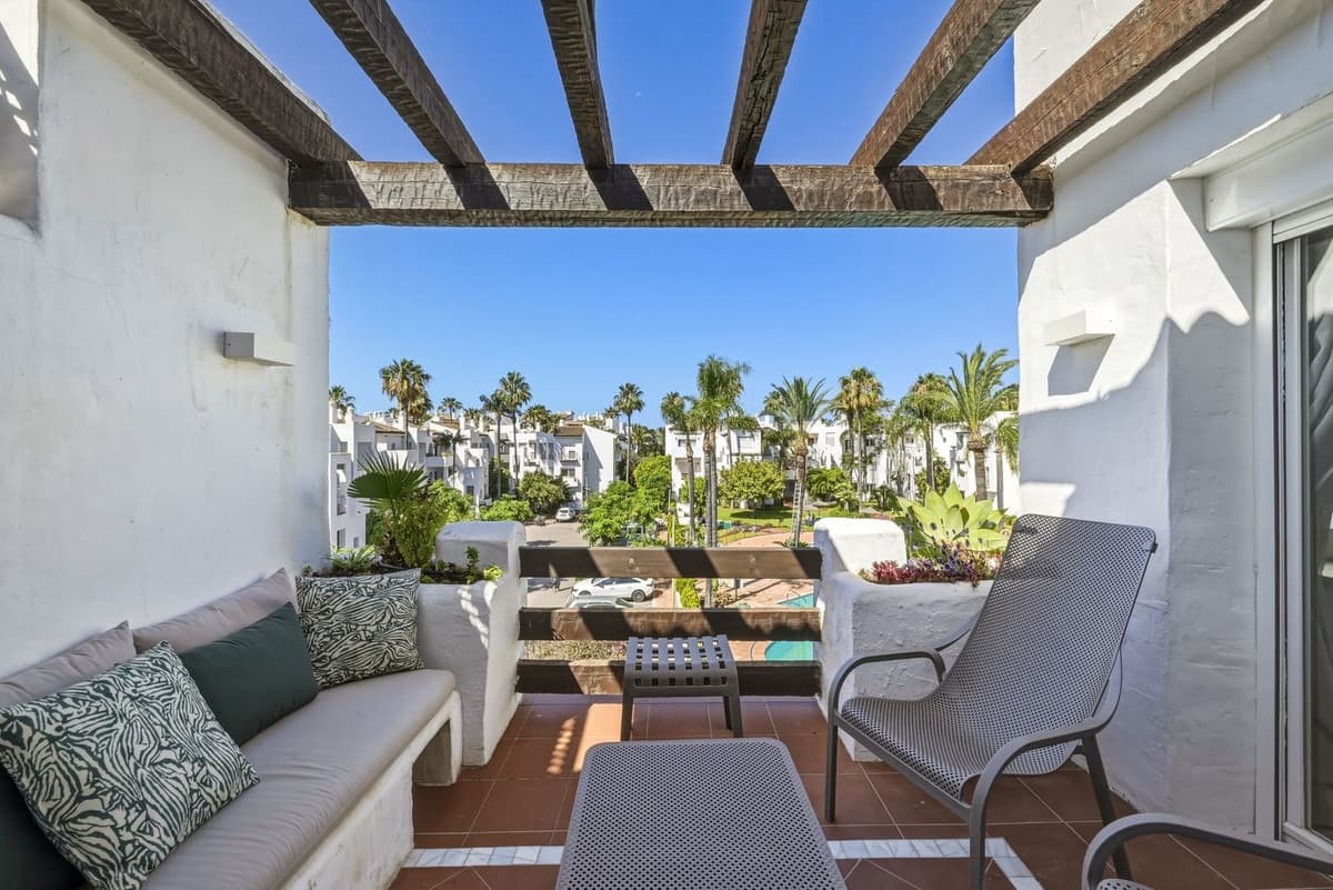 Top Floor Apartment in Costalita — photo 5 of 10