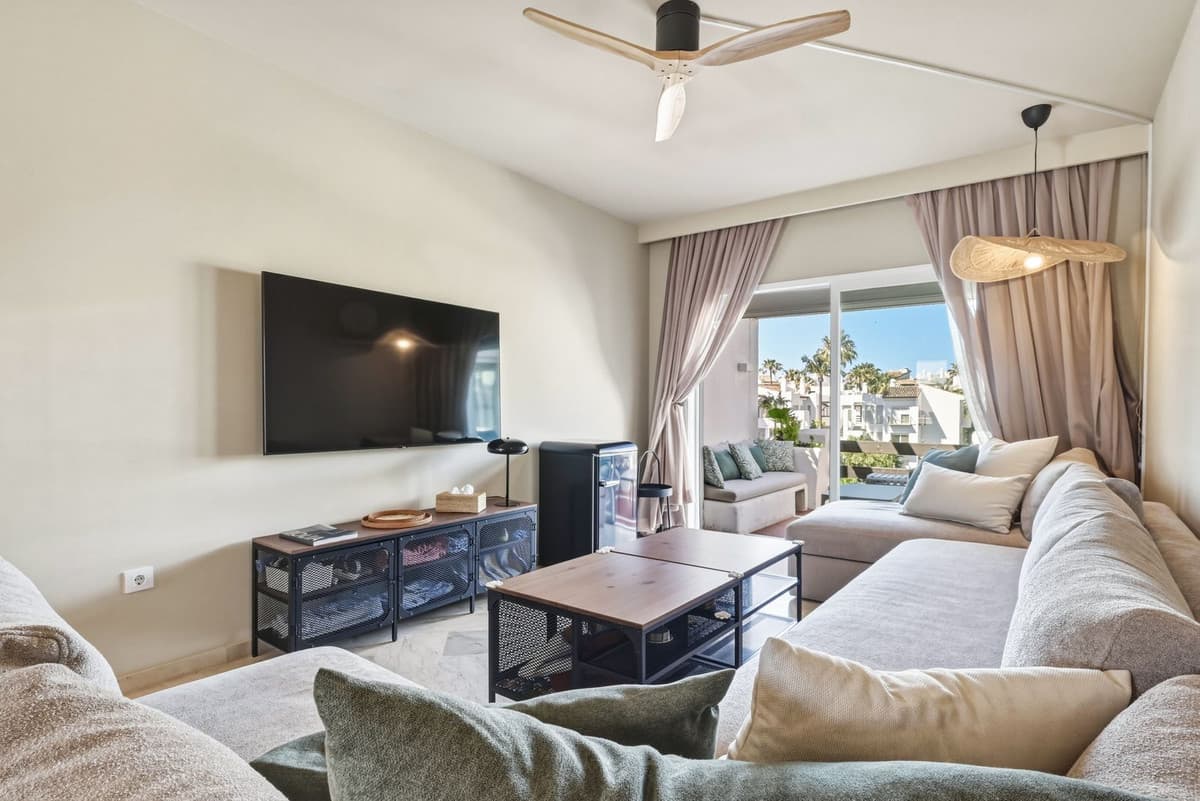 Top Floor Apartment in Costalita — photo 7 of 10
