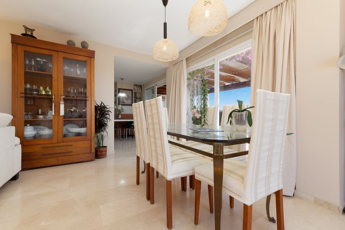 Penthouse in Estepona — photo 7 of 10