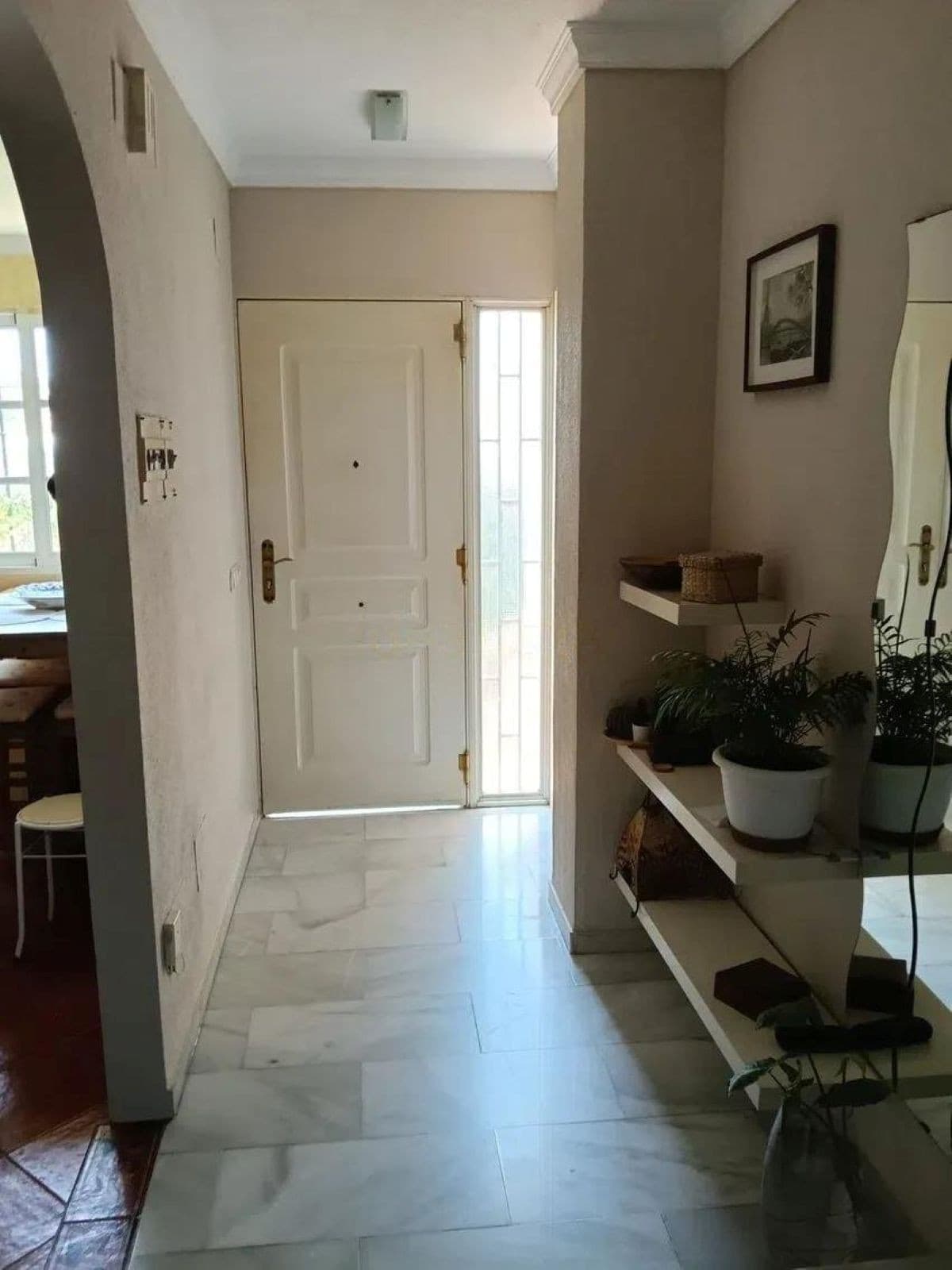 Townhouse in El Pinillo — photo 8 of 10