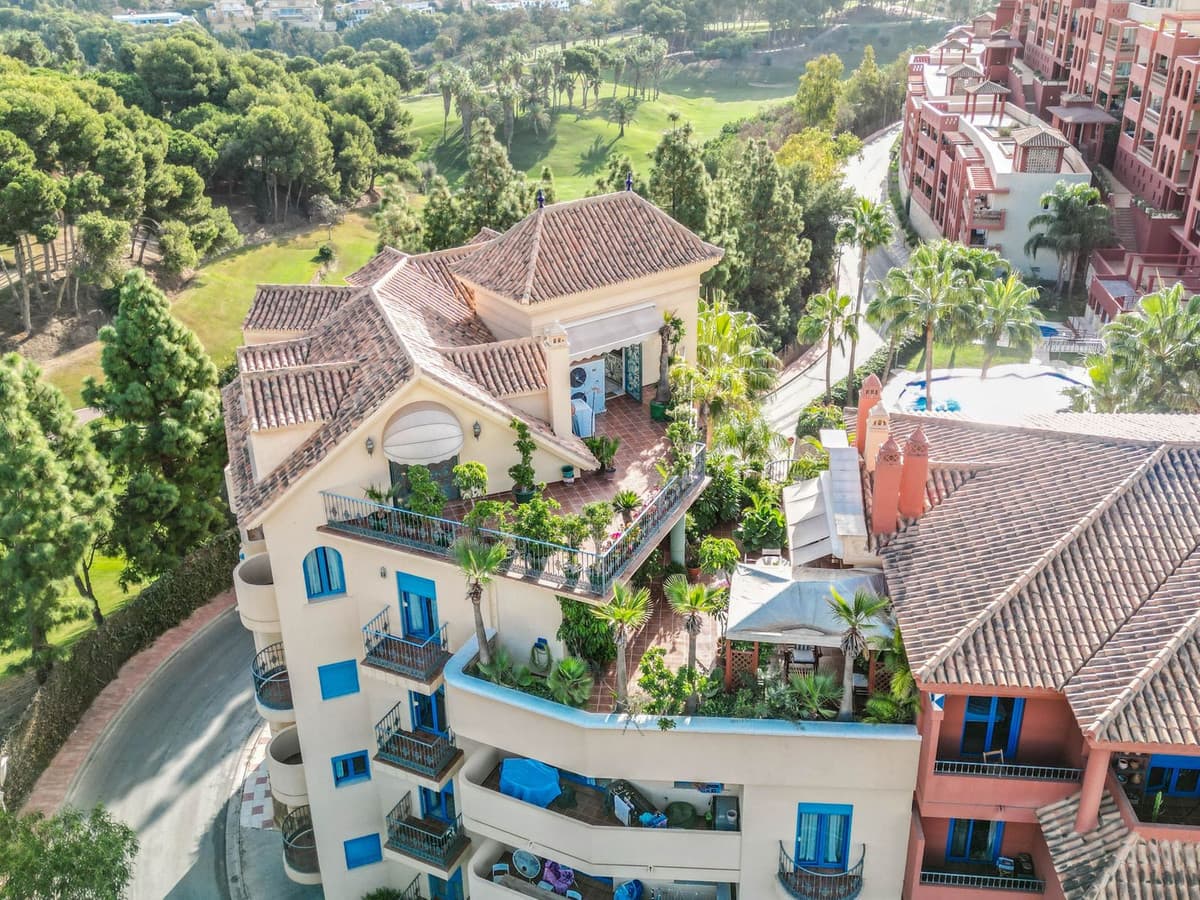 Penthouse Duplex in Torrequebrada — photo 1 of 10