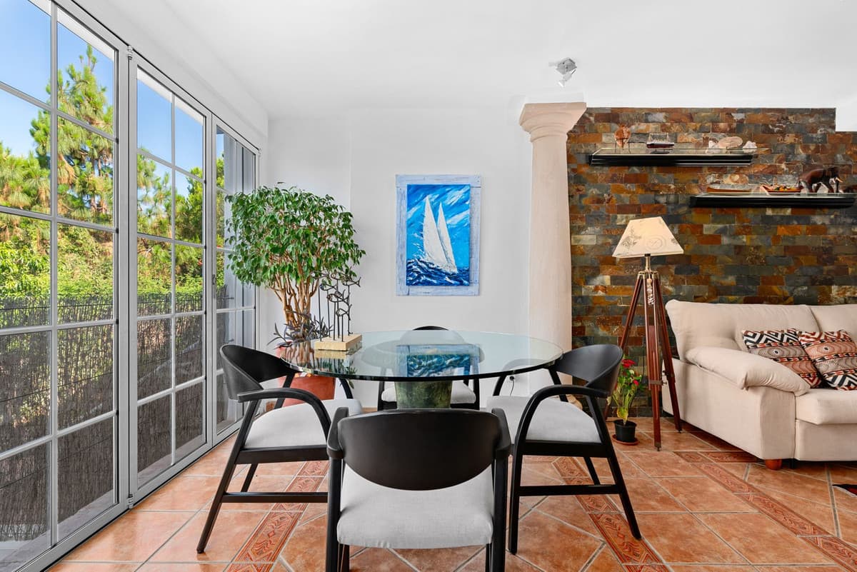 Townhouse in Estepona — photo 9 of 10