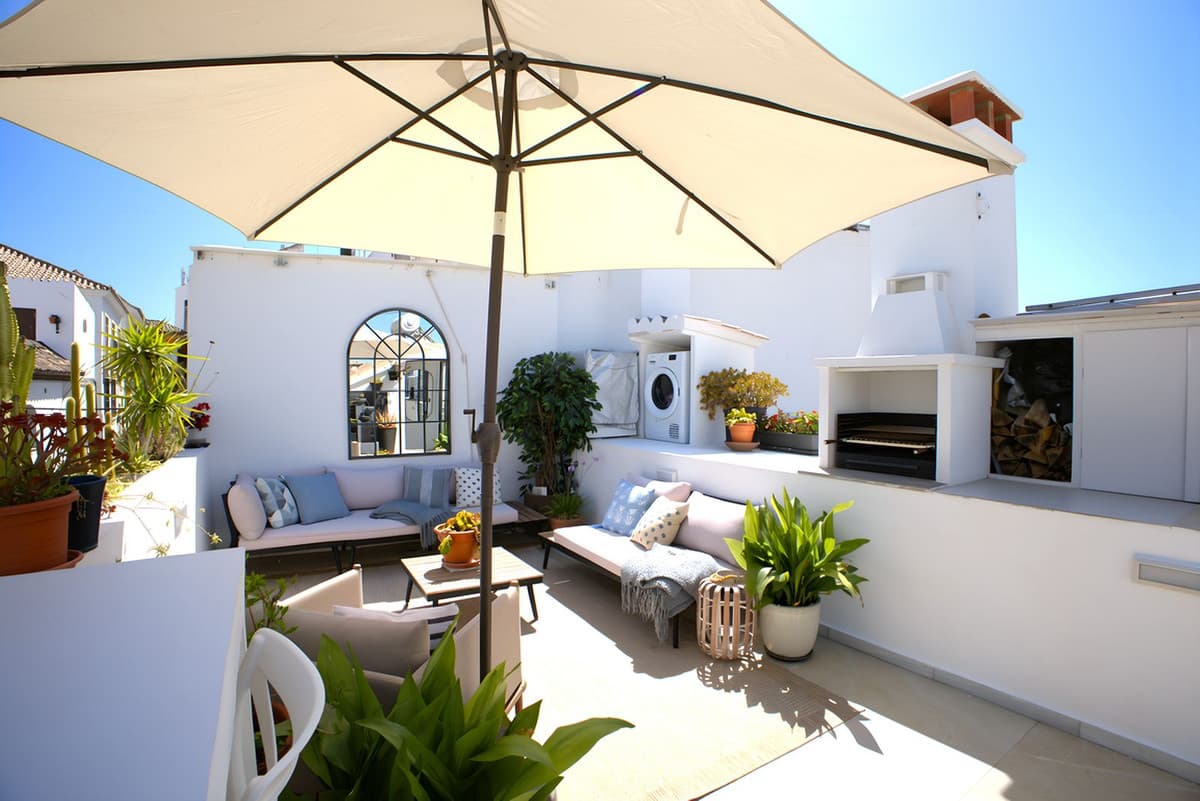 Top Floor Apartment in Estepona — photo 7 of 10