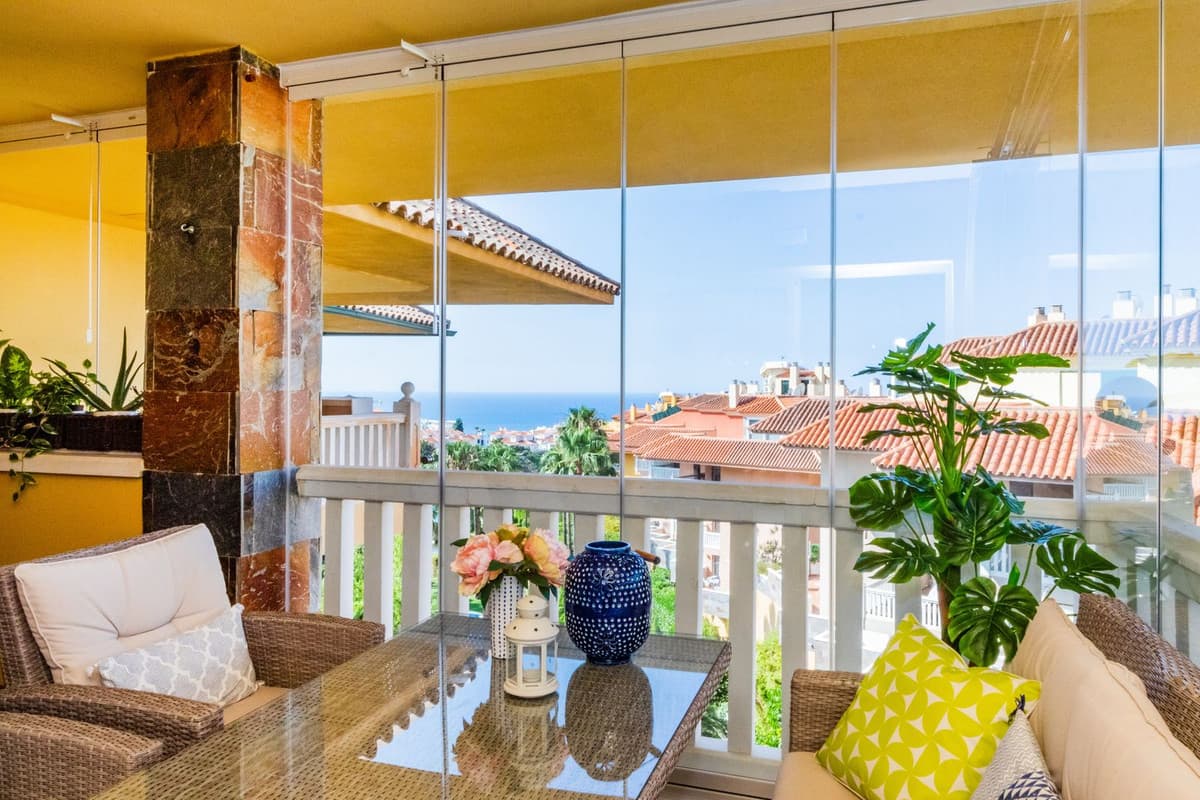 Middle Floor Apartment in Fuengirola — photo 7 of 10