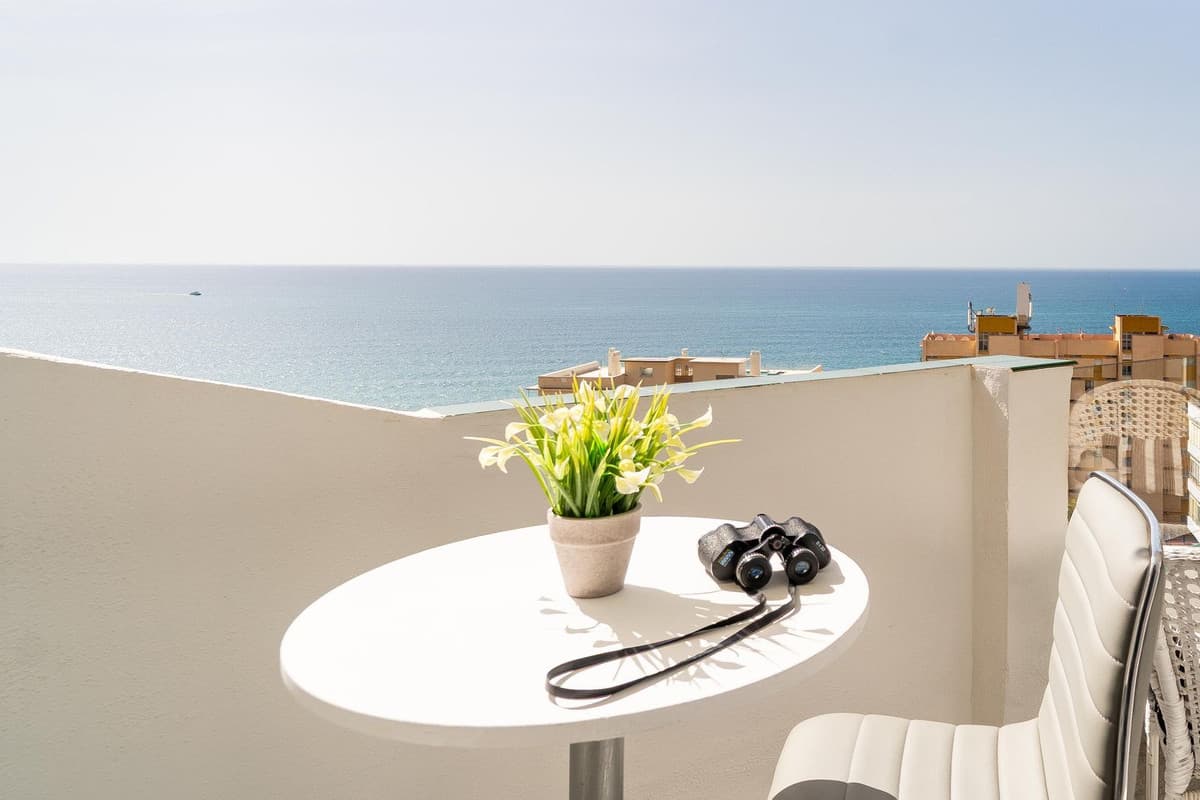 Middle Floor Apartment in Torreblanca — photo 2 of 10