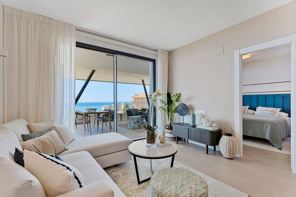 Middle Floor Apartment in Fuengirola — photo 3 of 10