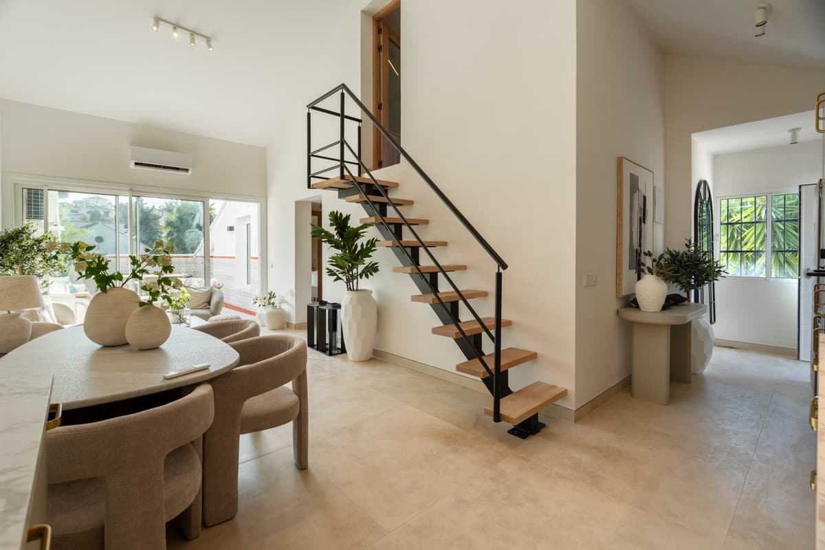 Penthouse in Nueva Andalucía — photo 3 of 10