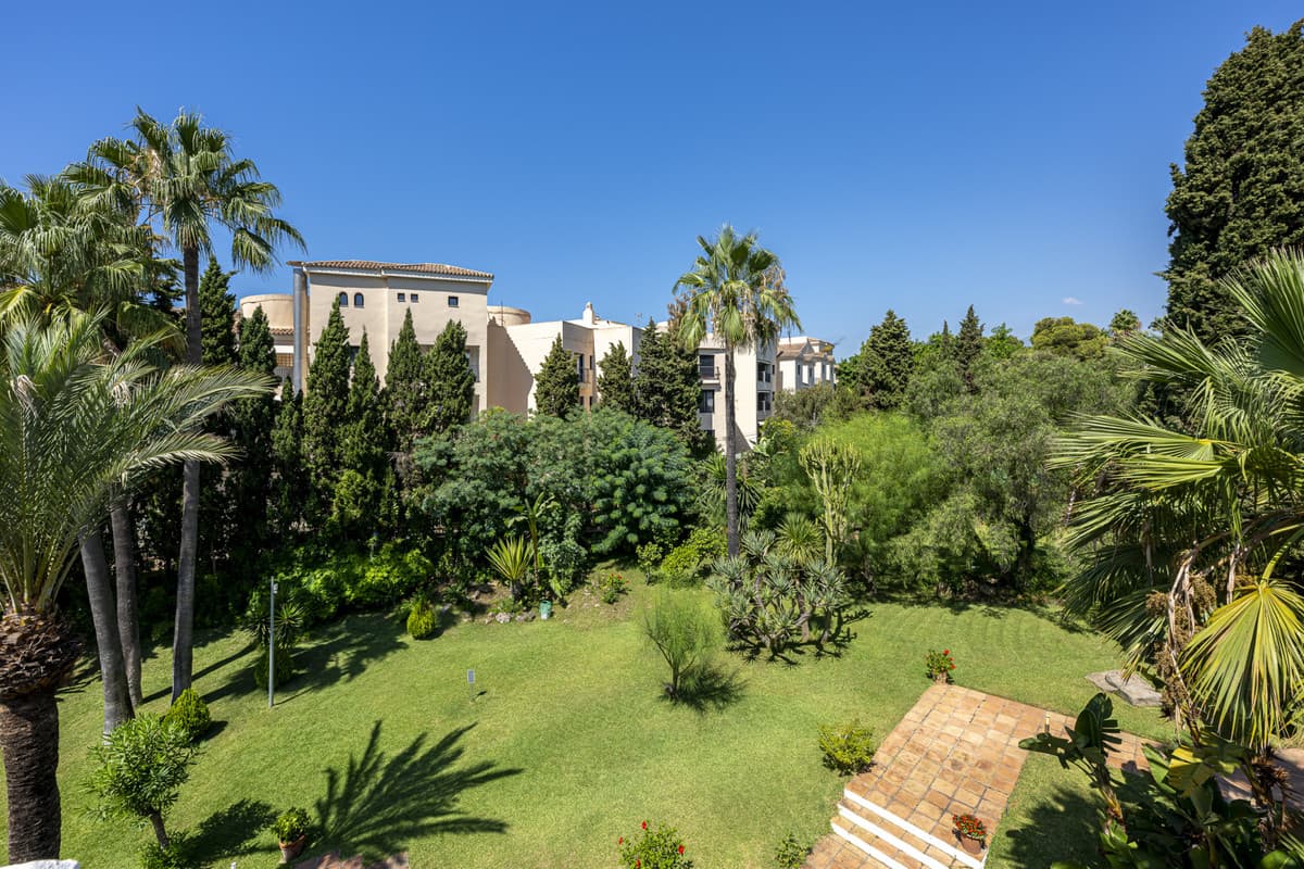 Penthouse Duplex in Puerto Banús — photo 6 of 10