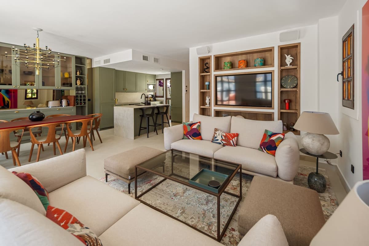 Townhouse in The Golden Mile — photo 6 of 10