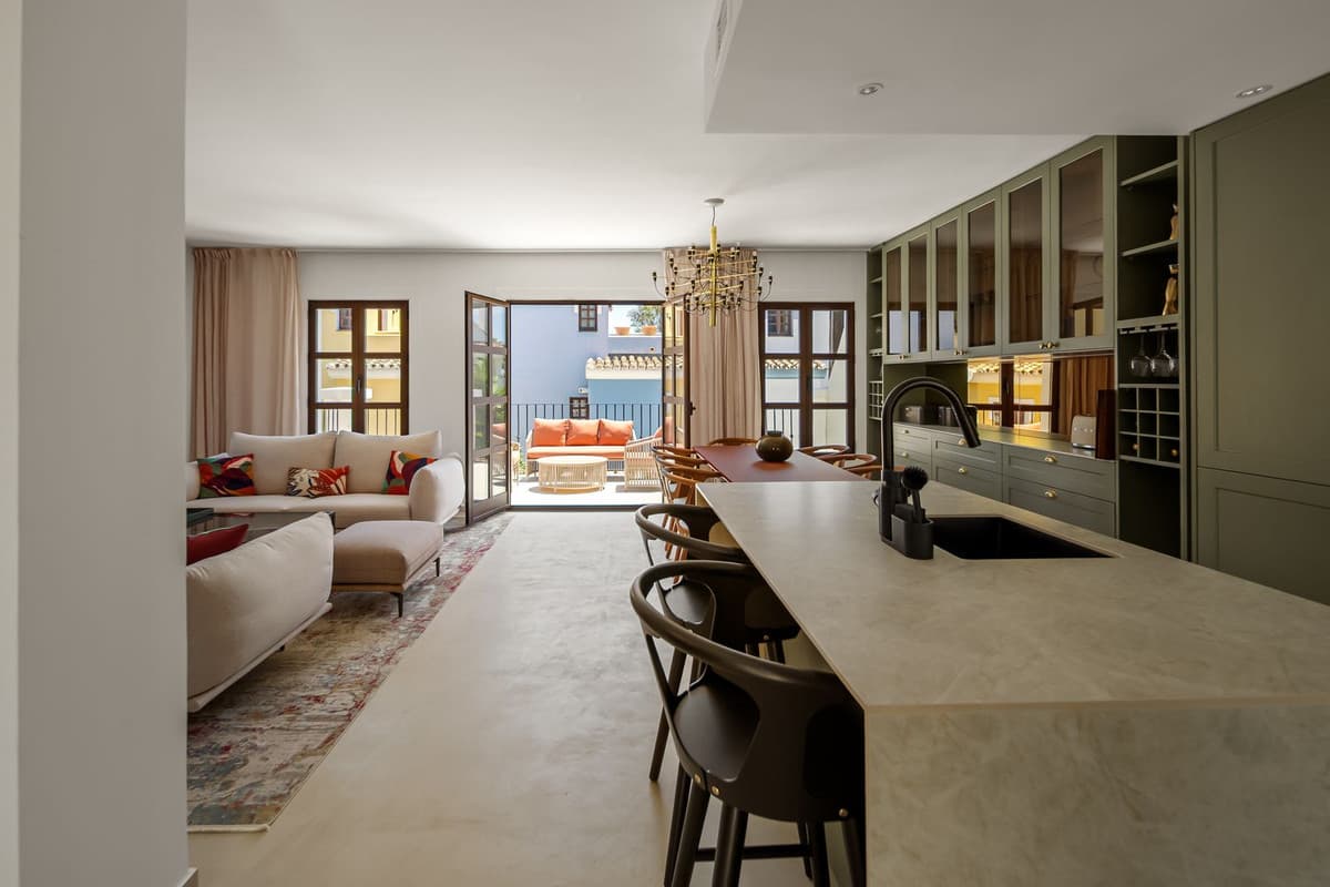 Townhouse in The Golden Mile — photo 8 of 10