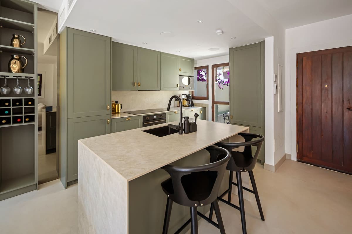 Townhouse in The Golden Mile — photo 10 of 10