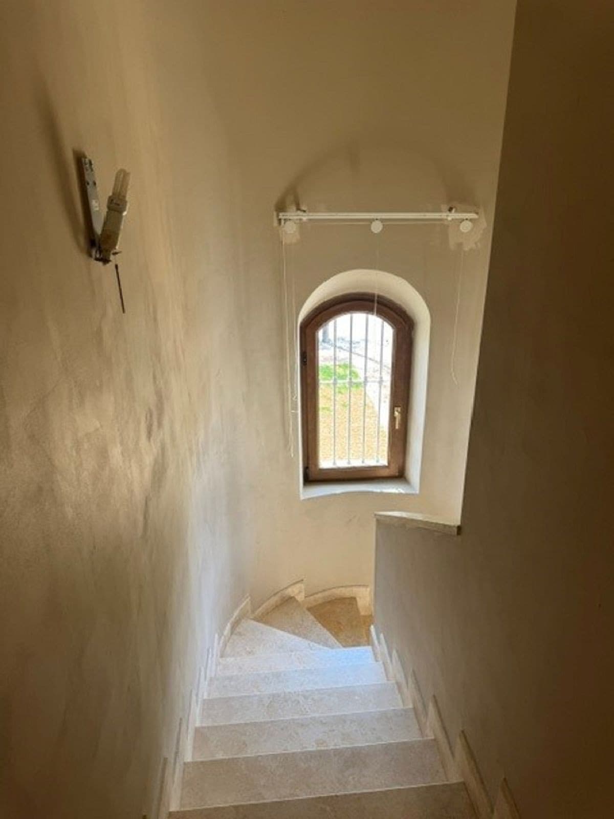 Townhouse in El Paraiso — photo 7 of 10