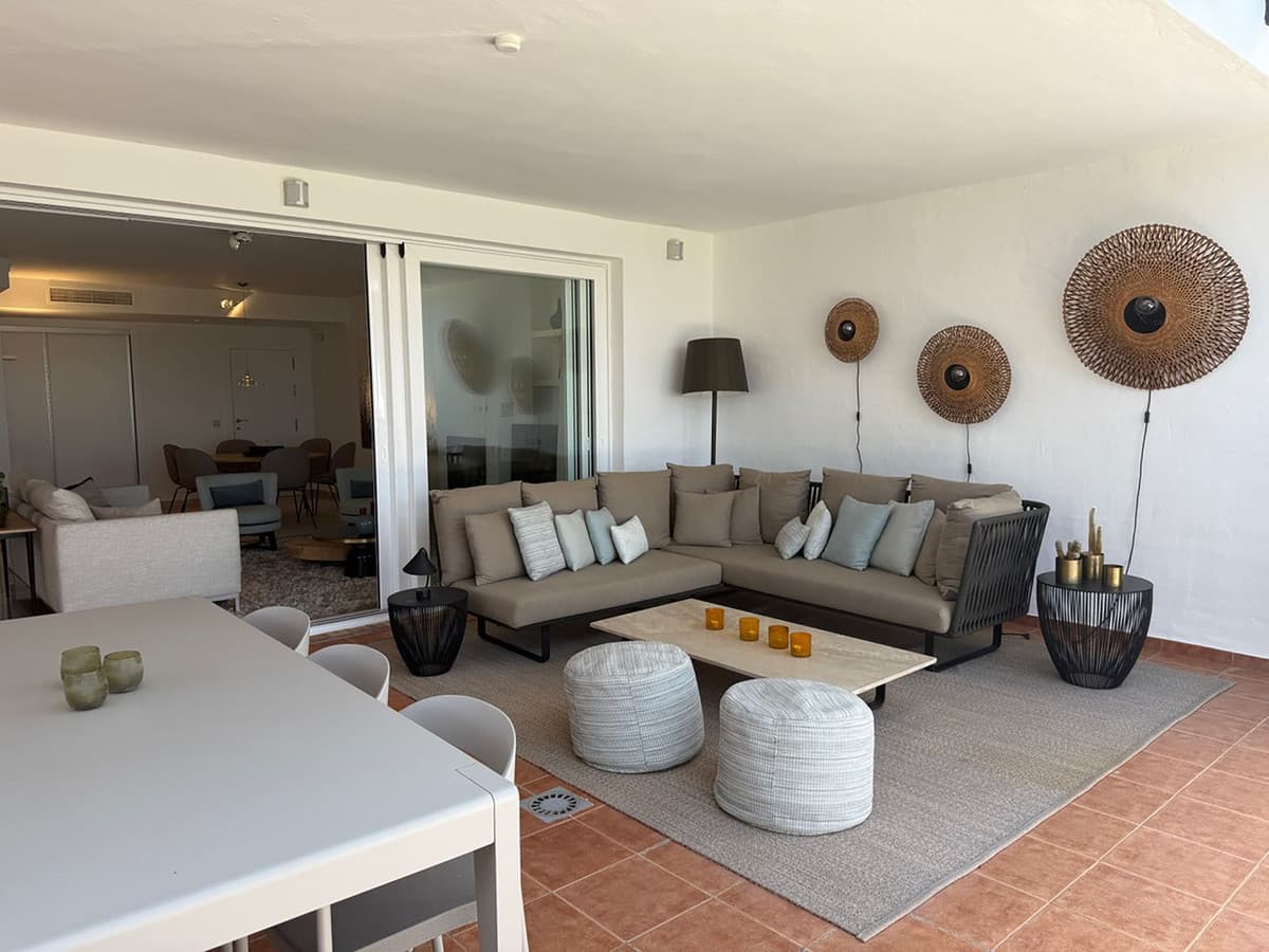 Middle Floor Apartment in La Mairena — photo 9 of 10