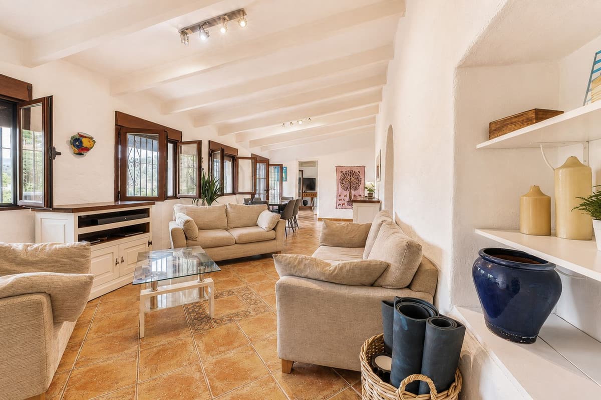Detached Villa in Alhaurín el Grande — photo 10 of 10